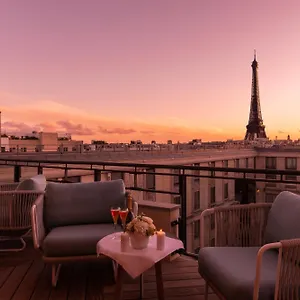5* Otel L'hotel Du Collectionneur